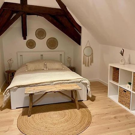 Appartement Cosy Centre Ville Saint-Amand-Montrond Exterior foto