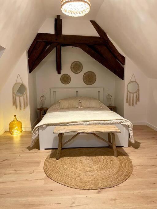 Appartement Cosy Centre Ville Saint-Amand-Montrond Exterior foto